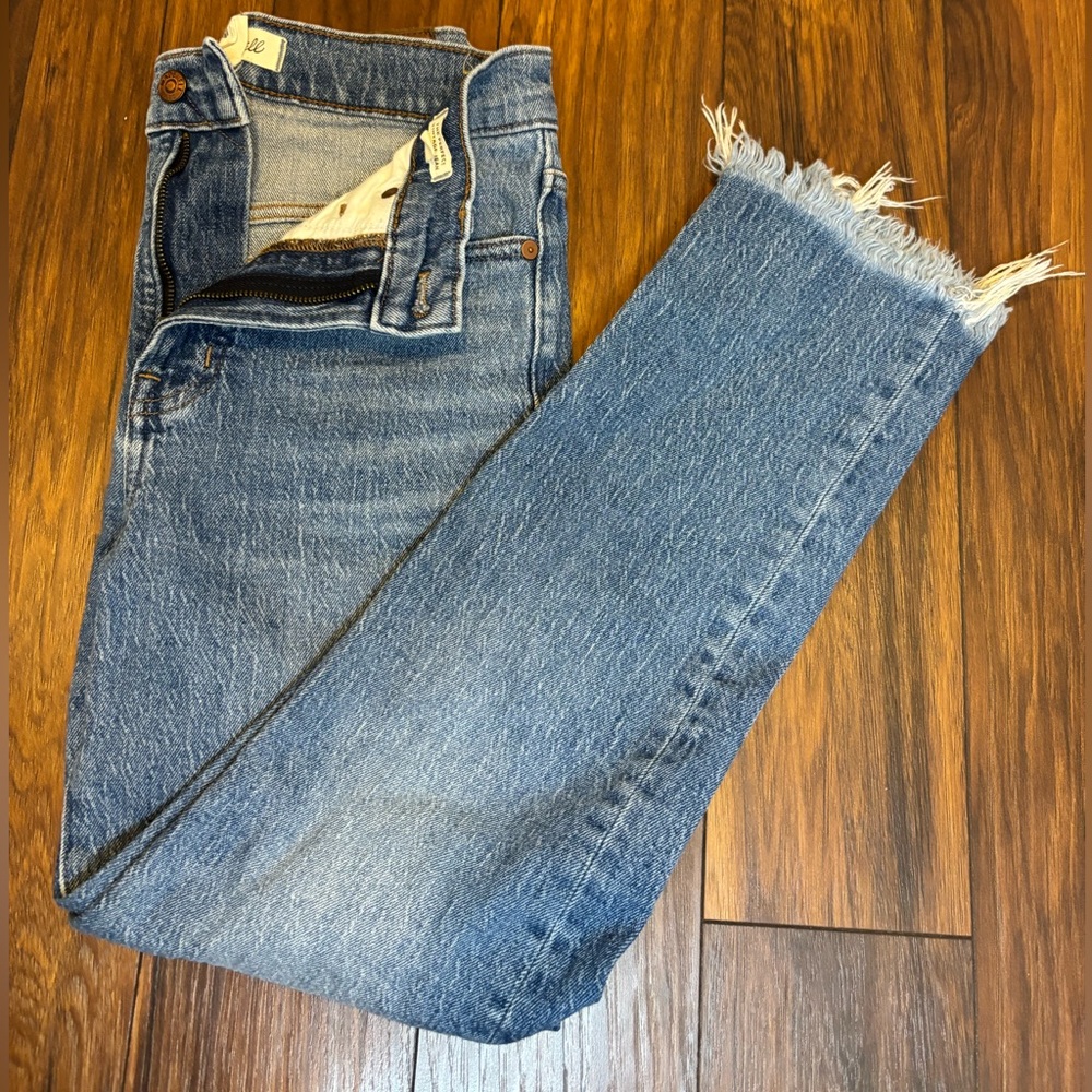 Madewell Blue Frayed Hem Women Jeans